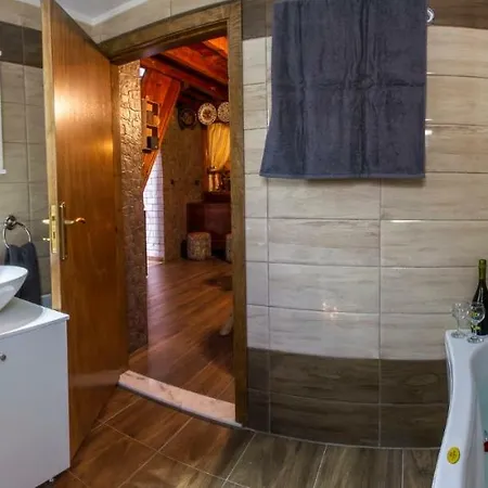 Evdokia Apartment Soroni