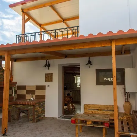 Evdokia Apartment Soroni
